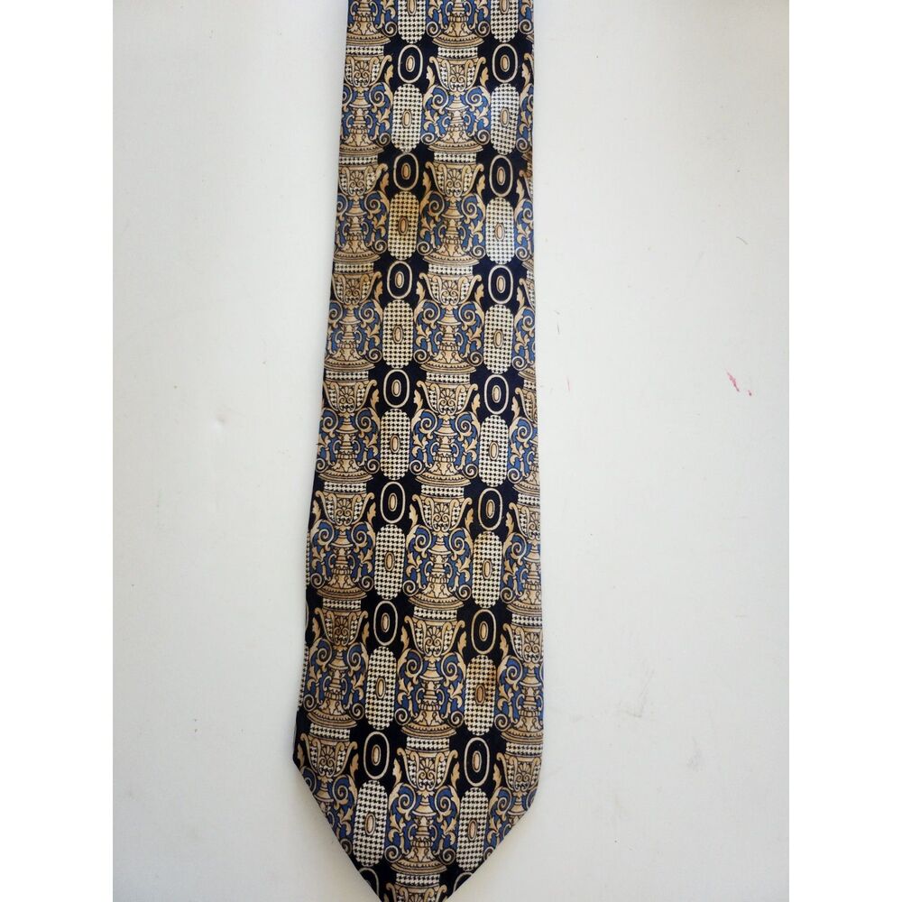 The Metropolitan Museum of Art silk necktie 100% silk B1